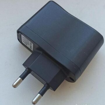 Зарядное устройство массогабаритного макета