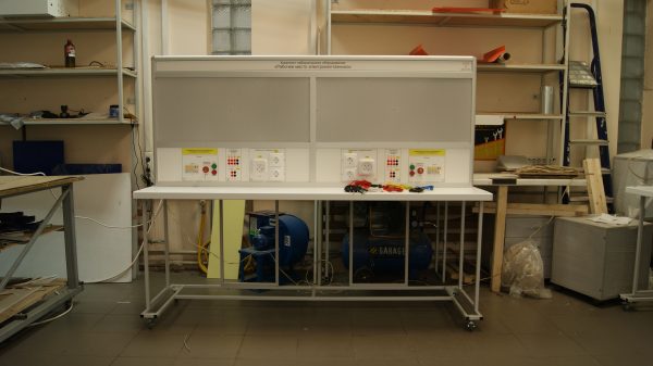 Учебный комплект лабораторного оборудования «Рабочее место электромонтажника» (на 2 рабочих места)